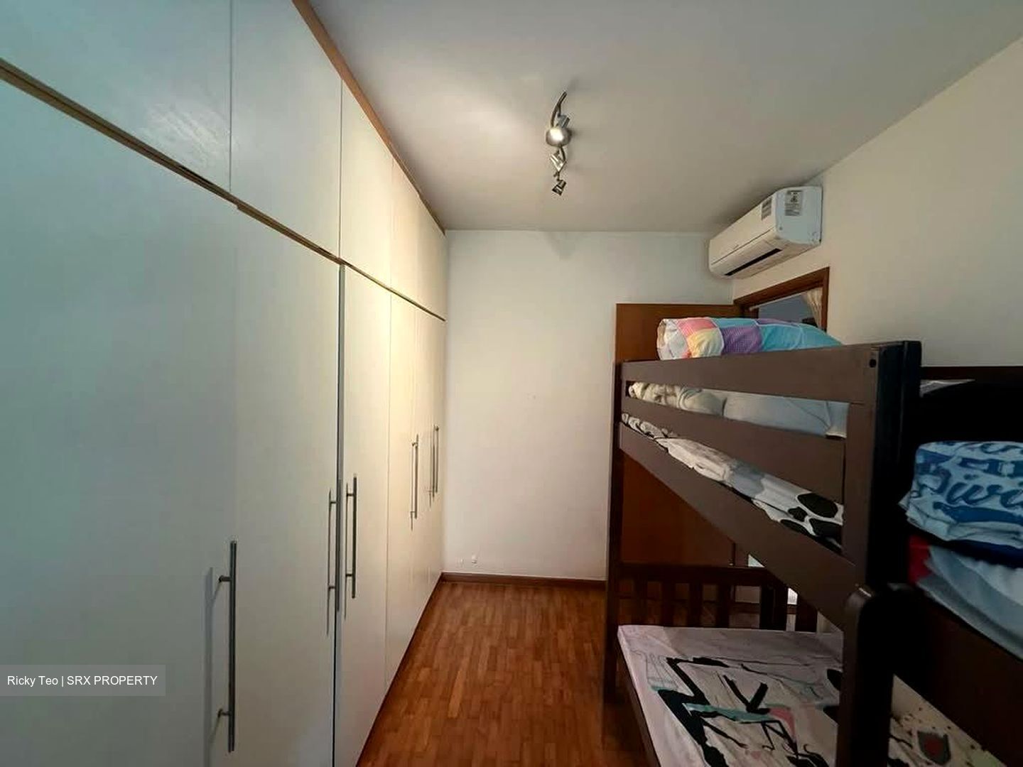 Lilydale (D27), Condominium #560900721